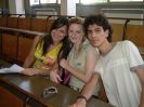 carla,eleonora e alberto smascherano la tensione.JPG